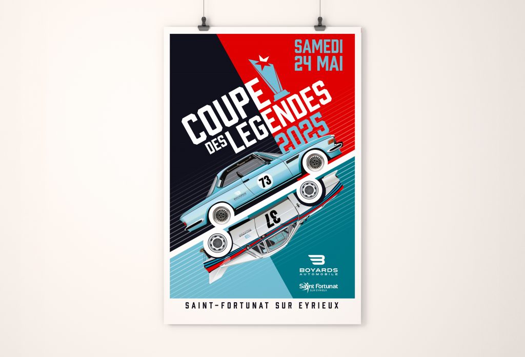 White empty paper with clips on the wall